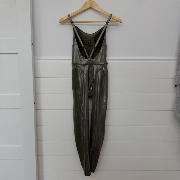 Women’s Adidas Ivy Park Beyoncé V Neck Metallic Cat Suit Size Small - Picture 9 of 12